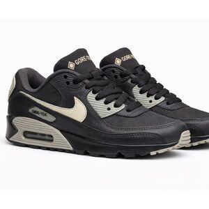Nike Women’s Air Max 90 GORE-TEX Waterproof Sneakers
